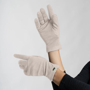 glove moisture wicking midweight color undyed